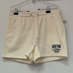 Legendary League Women's Cream Shorts